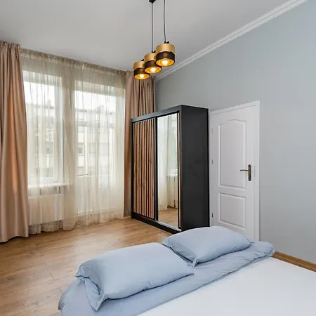 Elegant Center With Free Parking By Polo Aparments Apartment